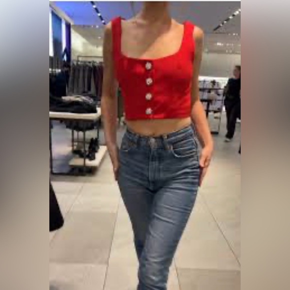 ZARA  Bright Red Crop Top with Button Accents extra small - Picture 4 of 10